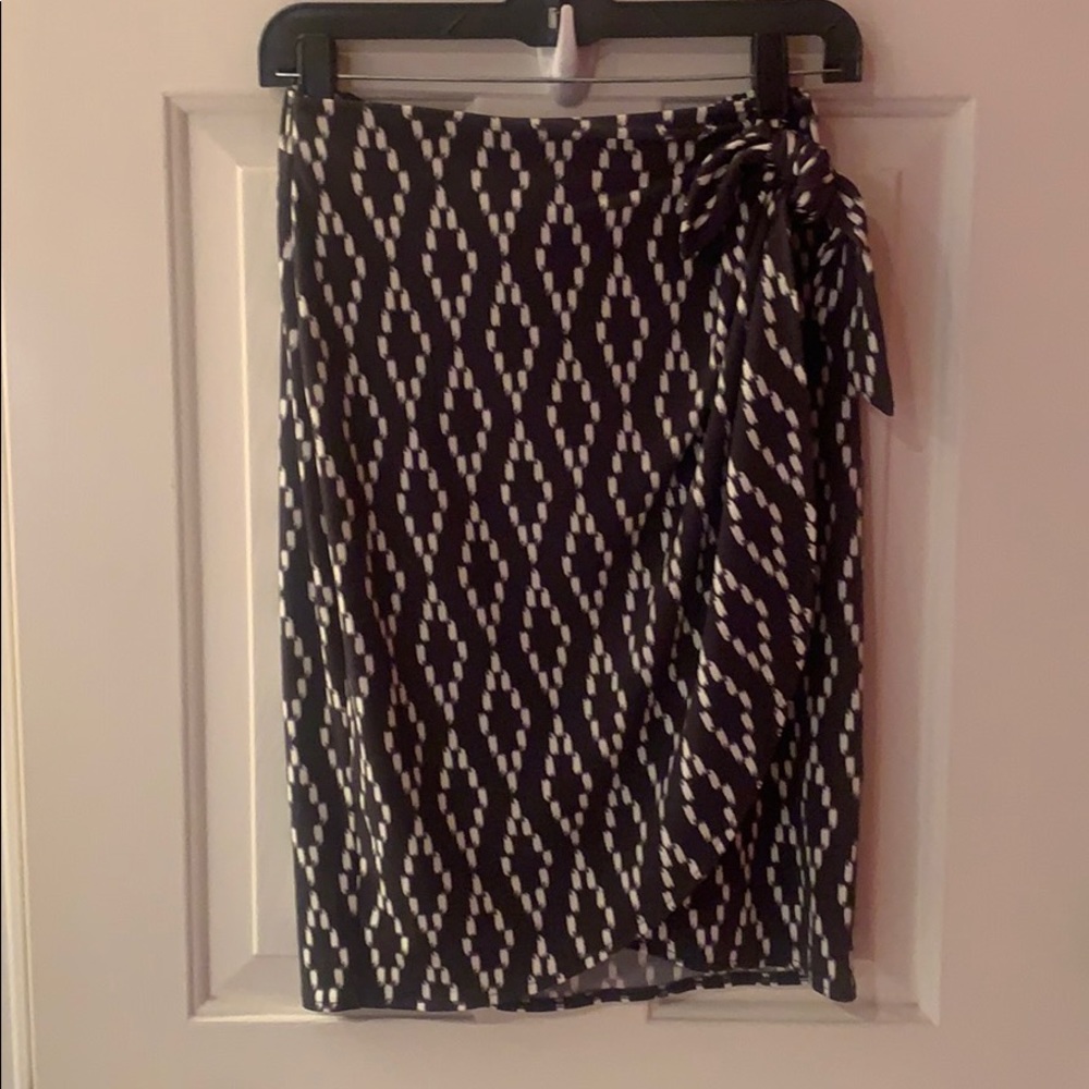 2/$8 banana republic wrap skirt